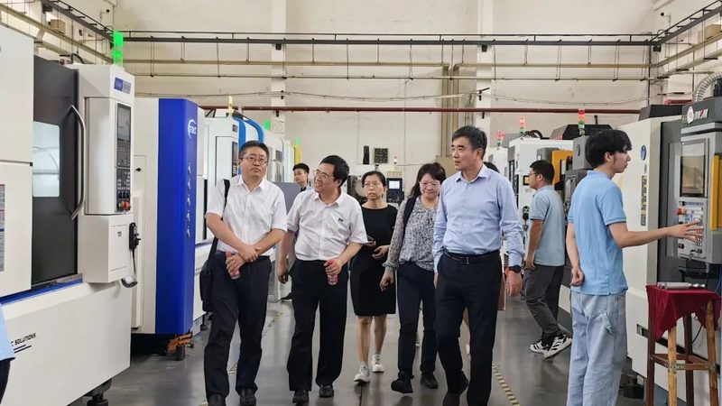主轴轴承预紧力调整：关键步骤与注意事项